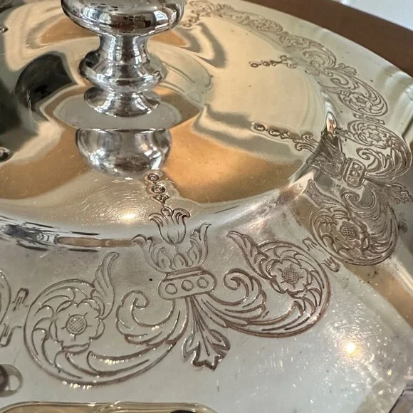 “Primrose Plate” serving dish - Picture 6 of 10